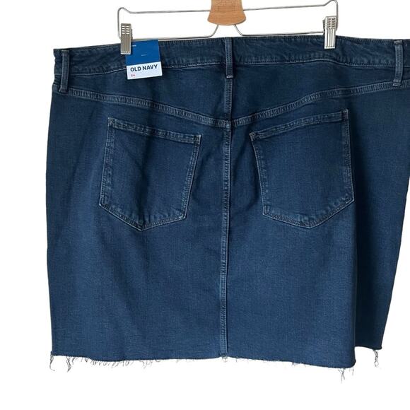 Old Navy Denim Skirt Secret  Slimming Pockets Size 24 - Picture 2 of 4